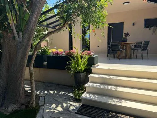 Malvina homes Karteros