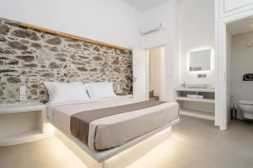 Bee Naxian House