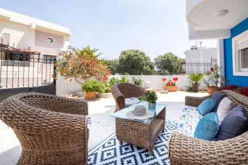 VillaBlu Apartments