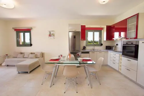 Trapezaki Bay Cottage
