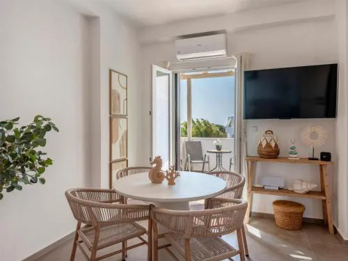 Pounta ,2BR Apartment w Shared Pool,Fiora I