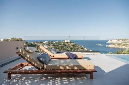 Seaview Lux Villa Kokomo Aura with Private Pool, 400m to beach!