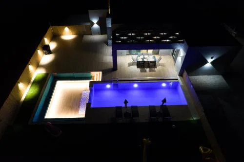 Paraga Luxury Villa