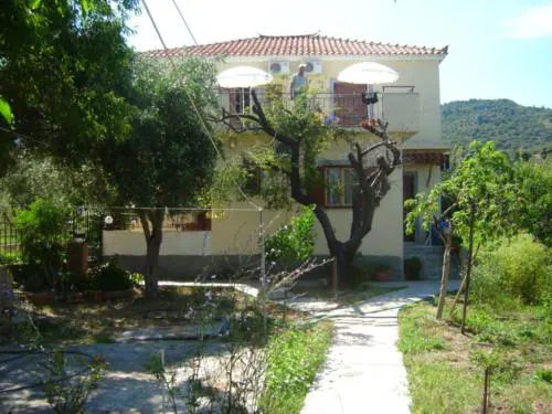 Vassilis Studios