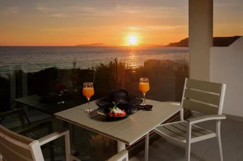 Diamond Arillas Luxury Apartments