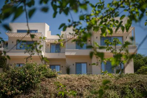 LEMON GARDEN Arillas