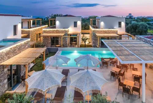 Azzure Luxury Suites
