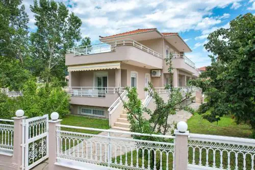 Elena Apartments
