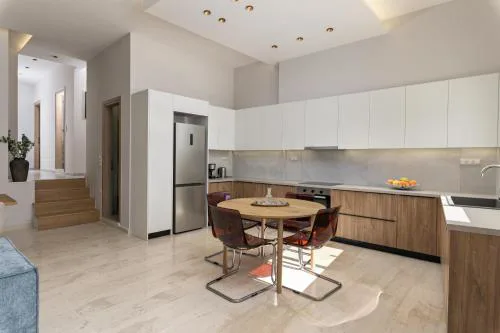 Giannis Apartment