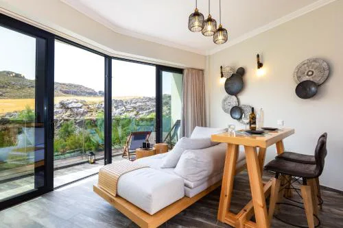Tripiti Cozy Flat