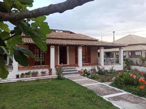 Christodoulos Villa