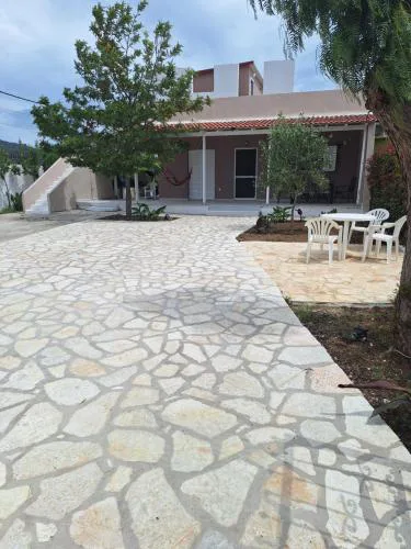 Ioanna's house