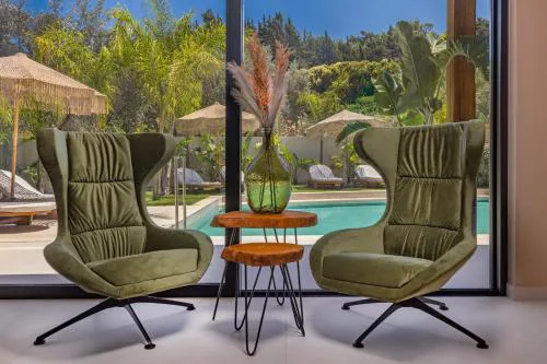 Costas Luxury Villas - Athena's Villa