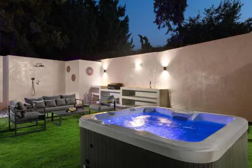 Diverso Inn