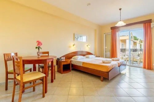 Kosmos Hotel St5 in Agios Stefanos