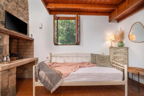 Pirgali Stone house