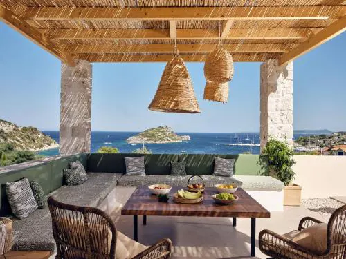 Apaggio Luxury Villa - Private Pool & Stunning Sea Views, by ZanteWize