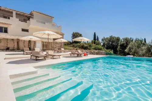Askos Suites