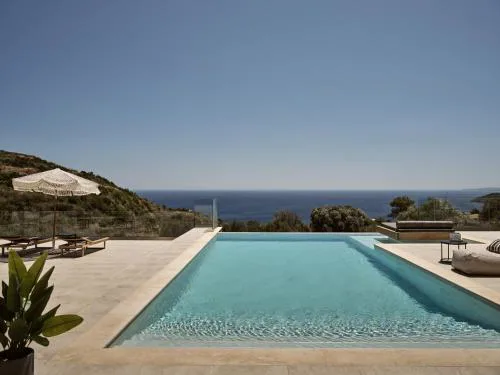 Elle Lux Villa, Essence of Endless Blue, By ThinkVilla