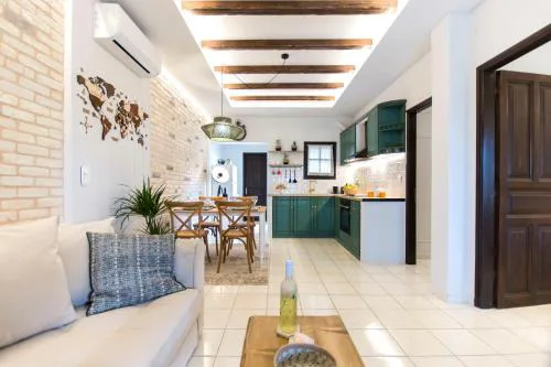 Beachside Gem at Kanouli - Villa Ariti, 2BD & Garden