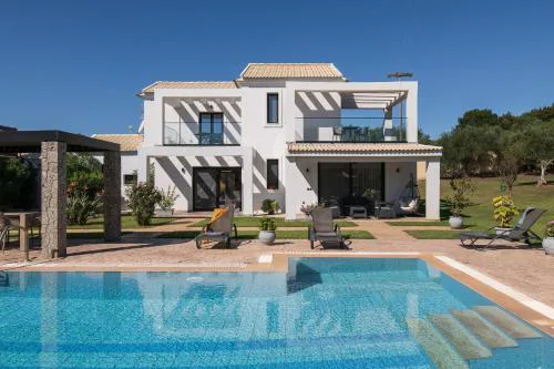 Villa Melitti by PosarelliVillas