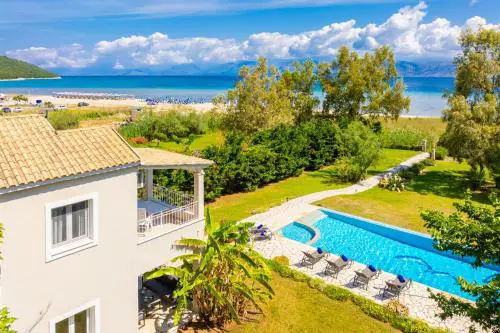 Ormos Beach House