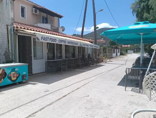 ΤΑ ΩΡΑΙΑ ΤΗΣ ΑΘΗΝΑς