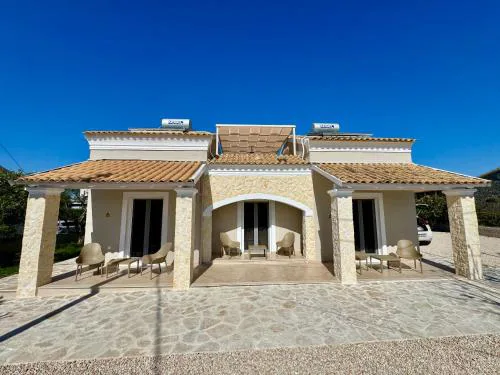 Edith's Beach House - Adults Only