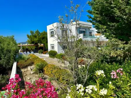 Villa Papagiorgio Luxury and Harmony