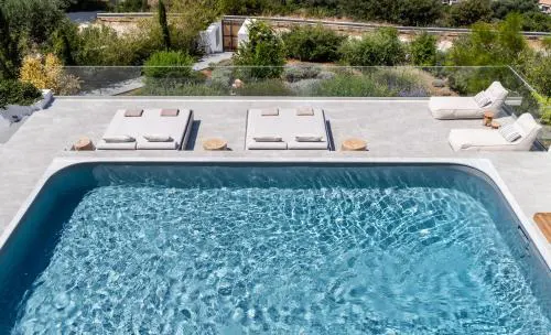 Lourdas White Villa