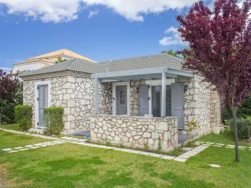 Lovely villa in complex of 2 separate villas, close to Laganas sandy beach