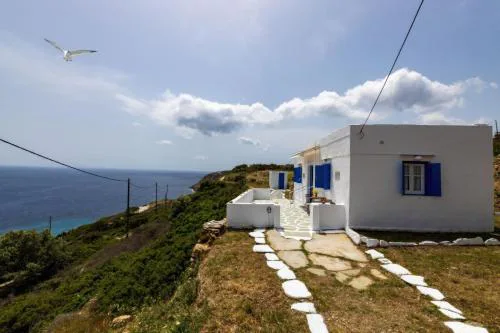 Pauvre Maison with sea View