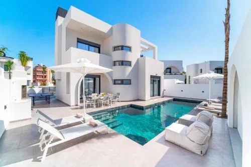 Villa Solaris Evelia by Villa Plus
