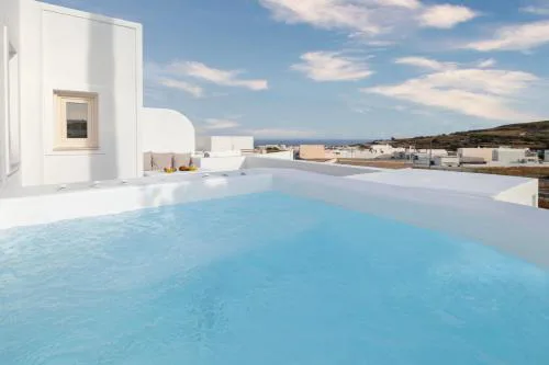 Commercio Suites Santorini