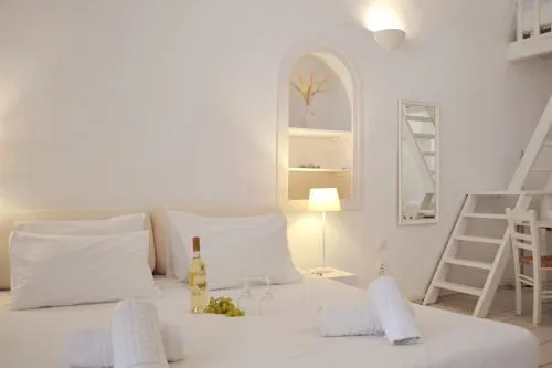 Kalleni Santorini
