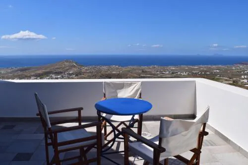 White Ibex - Romantic Vineyard Hideaway with Sea & Sunset Views