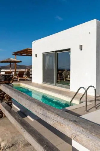 Deja blue villa 2