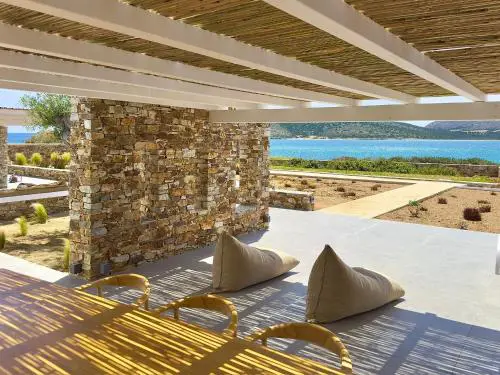 Farous seaside sunset villa