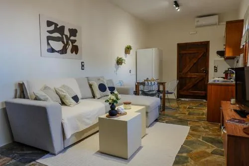 almond home
