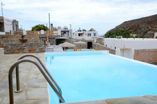 Stone Apartments Kythnos