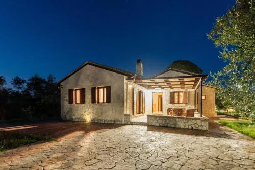 Traditional Stone House with Terrace & Ping Pong