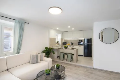Victoria's Gem - Apartment in the Heart of Corfu Old Town