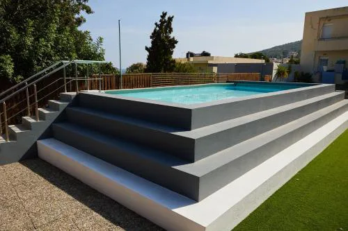 Luxury Karfas House