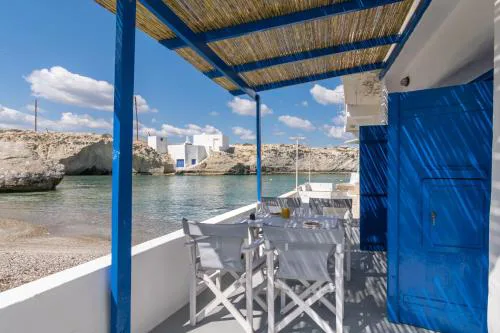 Almera Sea View Boat House