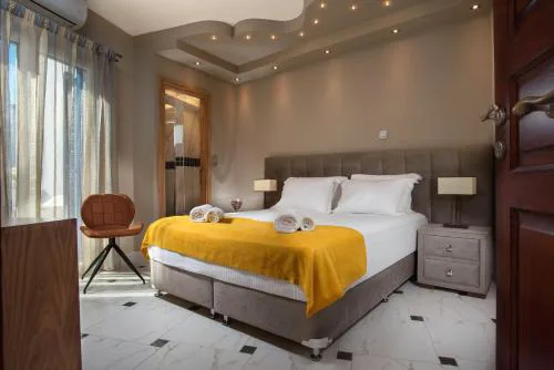 Angelica's Deluxe Rooms in Adamas