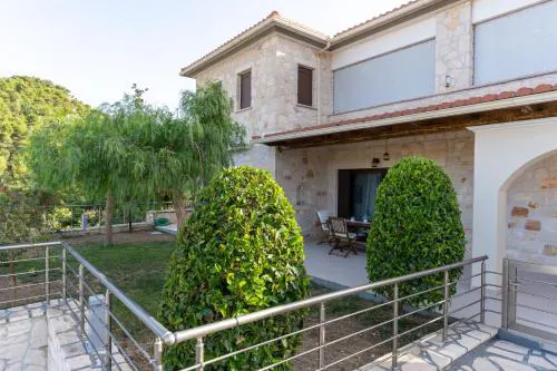Timos Villas