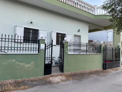 Elena's Guest House
