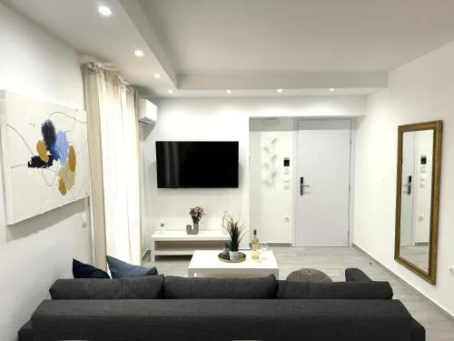 Central Suites Aegina 4
