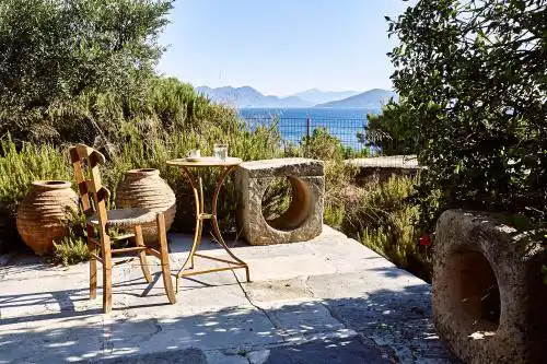 Nikolaou Art Residence