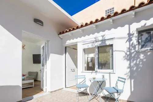 Yiayias House